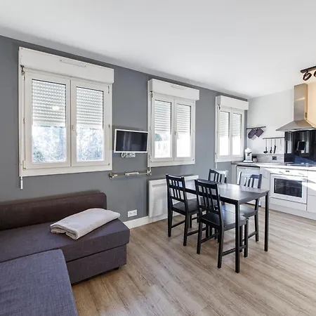 Letanduere - Wifi - Tramway * アンジェ